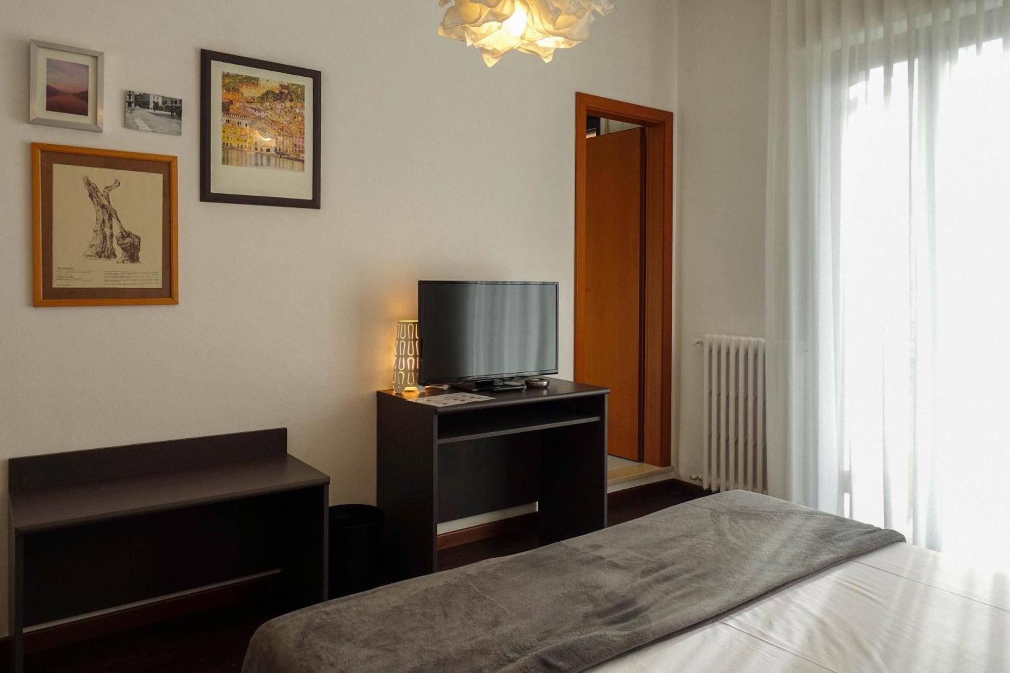 Hotel Peler Мальчезине Номер фото